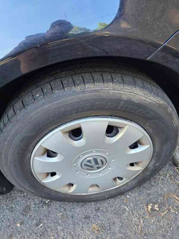 Volkswagen Touran 1,4   Lidový vůz - foto 7