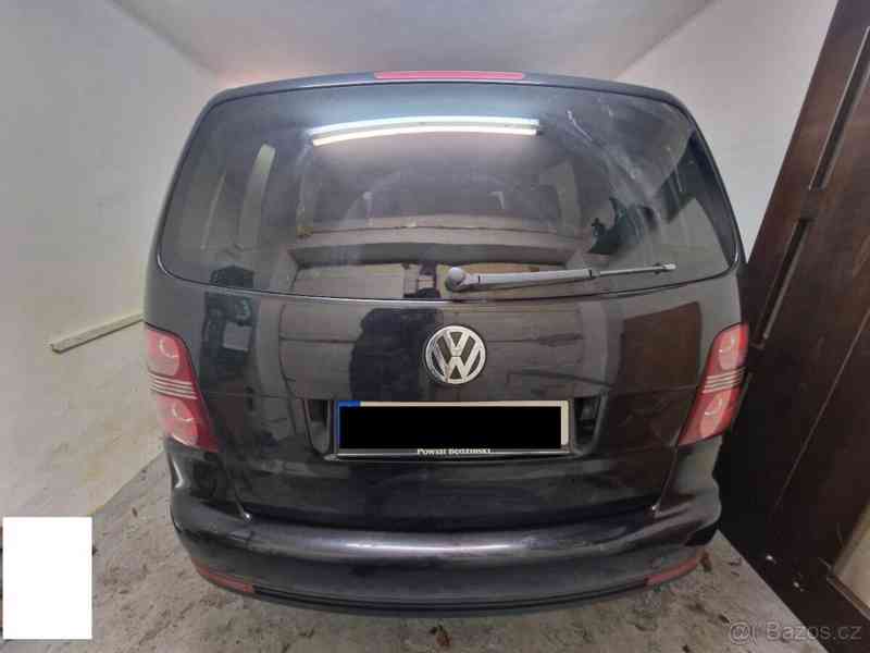 Volkswagen Touran 1,4   Lidový vůz - foto 8