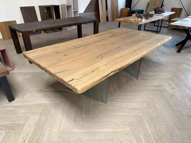 Luxusní dubový stůl se skleněným podnožím - 2350 x 1210 mm - foto 3