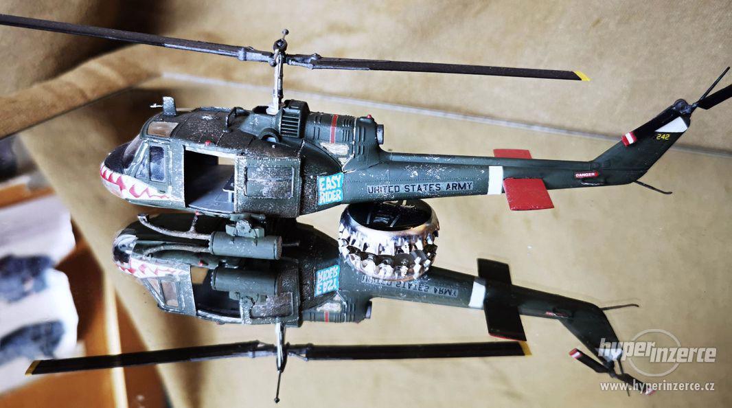 Bell UH-1 Huey z "Namu" - foto 6