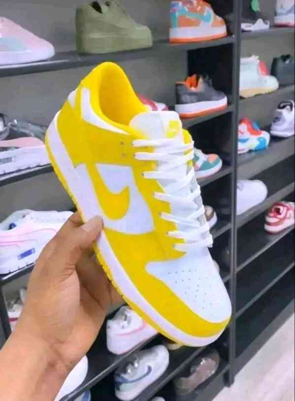 K dispozici boty Nike Dunk. 1600 Kč za pár. Nabízím cenu od  - foto 6