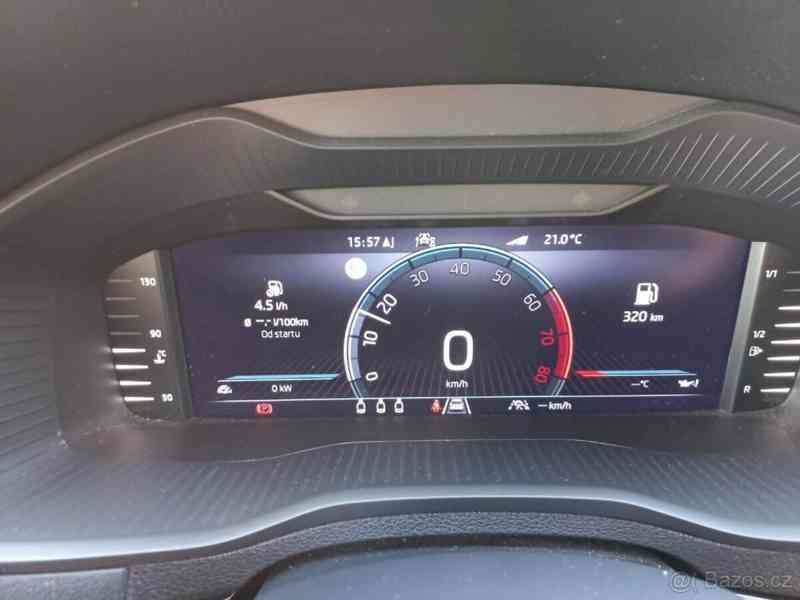 Škoda Karoq 1,0   Style TSI 81 kW - foto 8