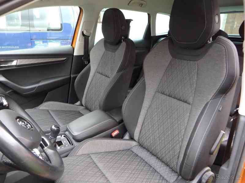 Škoda Karoq 1,0   Style TSI 81 kW - foto 12