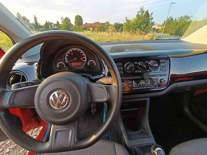 Volkswagen up! 1,0   MPI klimatizace - foto 2