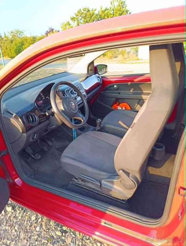 Volkswagen up! 1,0   MPI klimatizace - foto 12