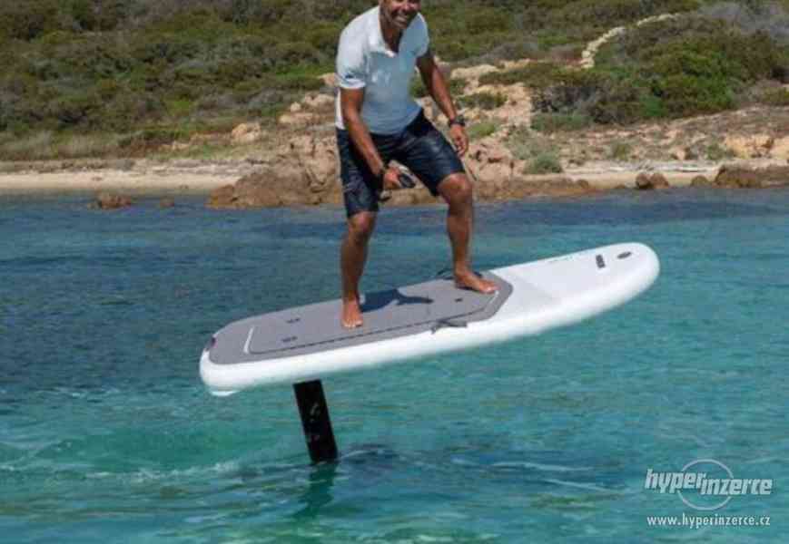 Elektrický Surf na vodu / Surfování bez vln, bez moře - foto 9