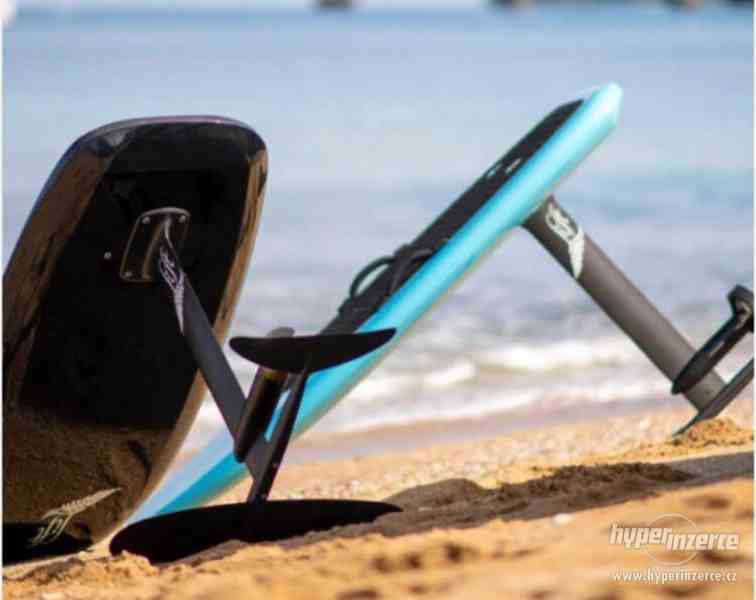 Elektrický Surf na vodu / Surfování bez vln, bez moře - foto 14