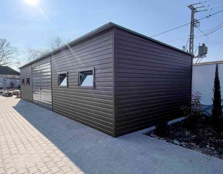 Plechova garáž 13,5x4,5m - Dvoukřídlá vrata 4x okno TS1016 - foto 2