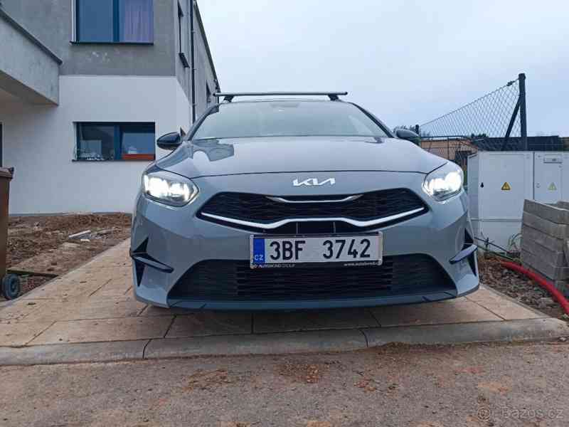 Kia Ceed 1,5   SW Edice 30 - foto 2