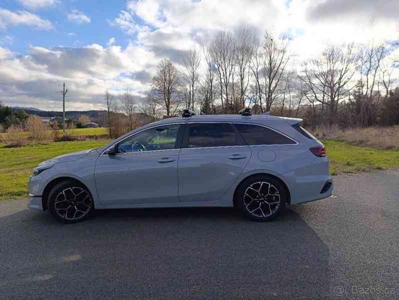 Kia Ceed 1,5   SW Edice 30 - foto 15