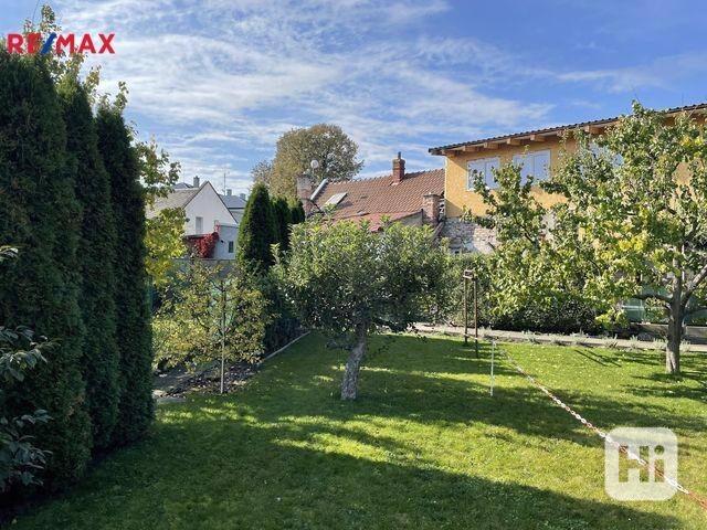Prodej cihlového rodinného domu se zahradou na ul. Bendlova, Olomouc. - foto 34