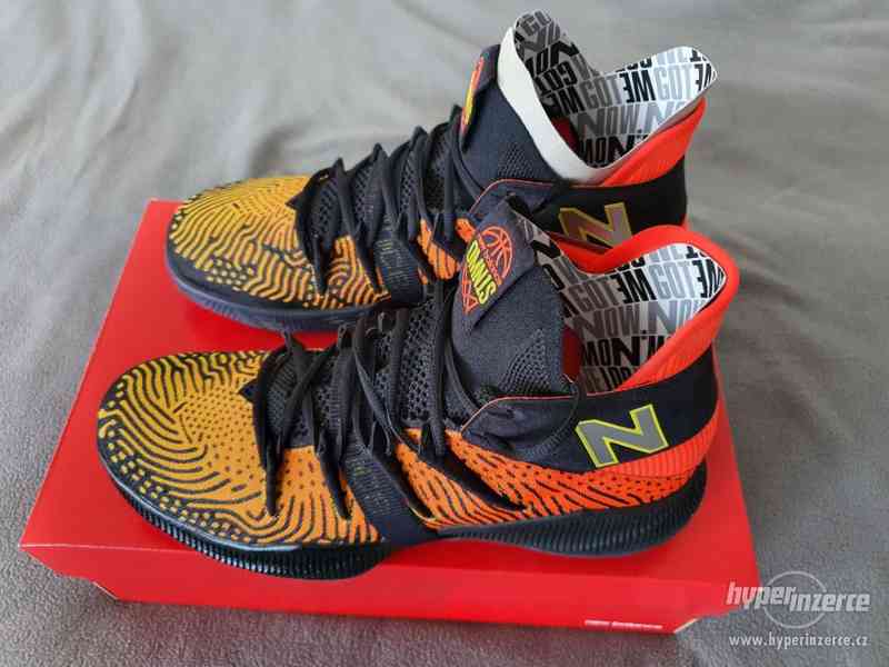 New Balance - Basketbalová obuv, oranzova, vel. 45 - foto 1