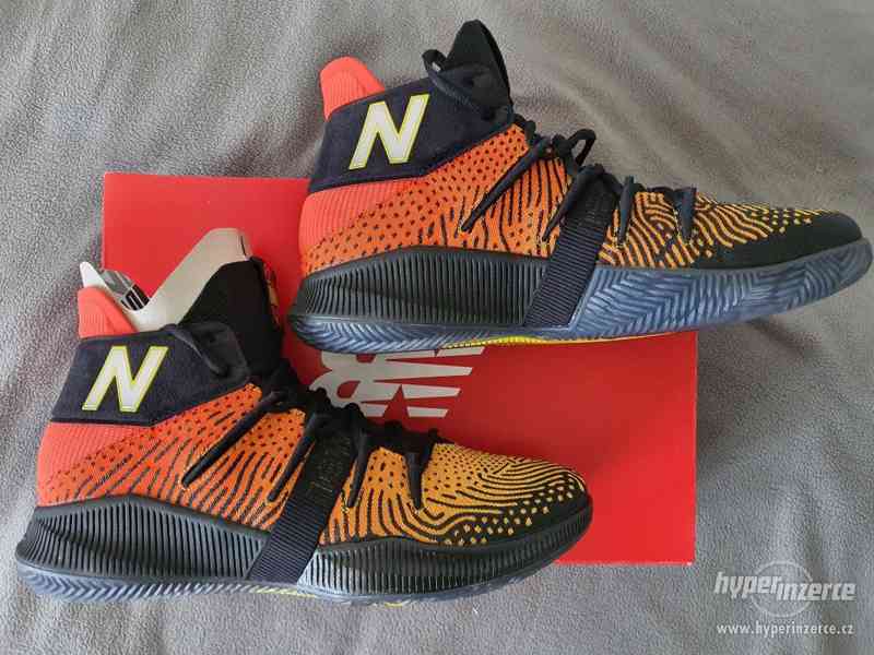 New Balance - Basketbalová obuv, oranzova, vel. 45 - foto 7