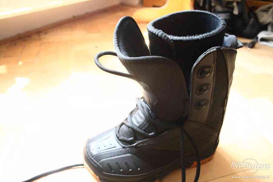 Nové snowboardové boty, vel. 39-40;US 8/UK 7 - foto 2