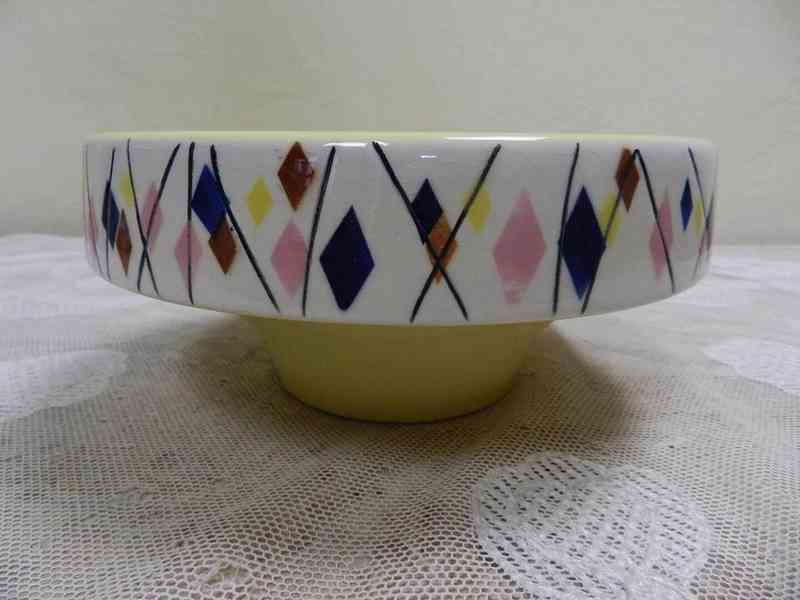 Hezká stylová keramická Mísa Brusel Kravsko  - foto 2