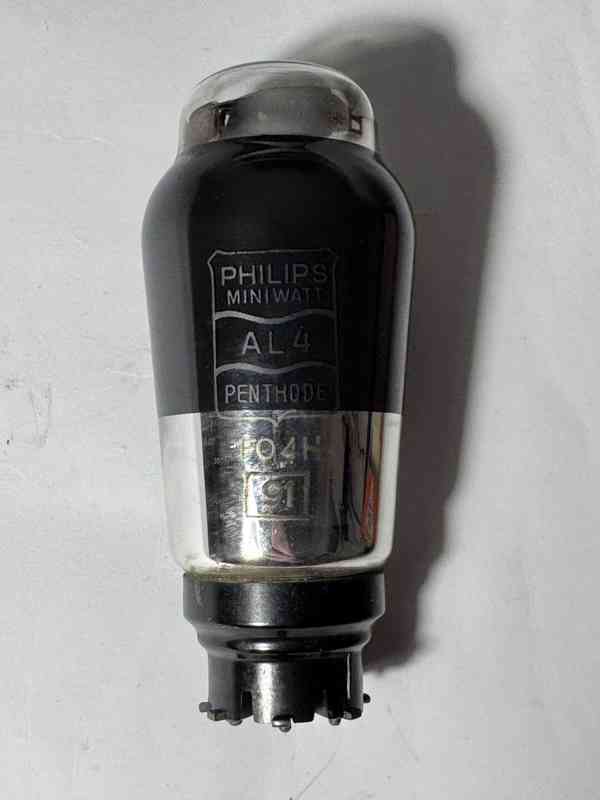 Elektronky Telefunken AZ1, Philips AL4 - foto 3