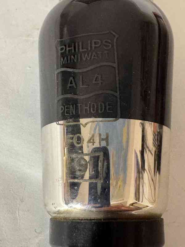 Elektronky Telefunken AZ1, Philips AL4 - foto 4