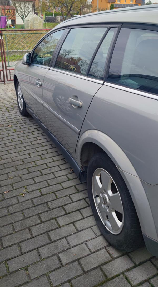 OPEL VECTRA C, CARAVAN 1.9 CDTI  automat - foto 3