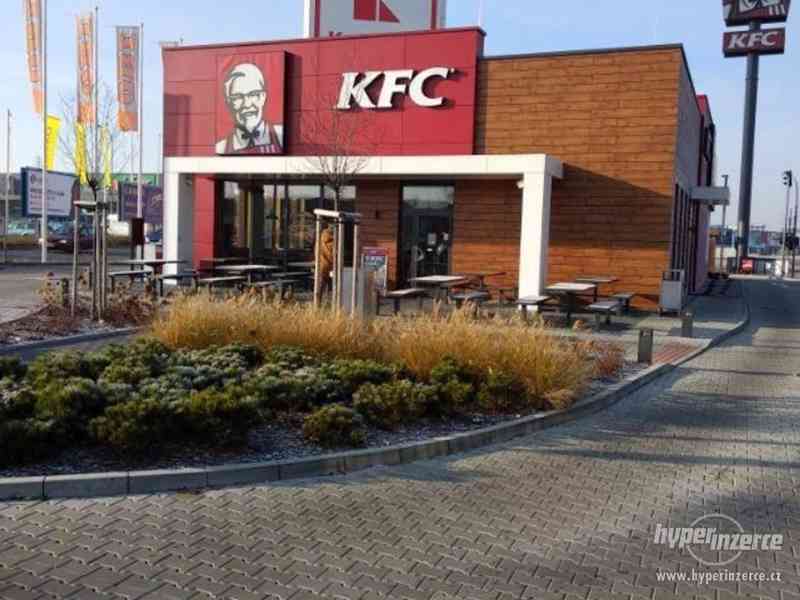 KFC AREA BORY přijme zaměstnance - foto 1
