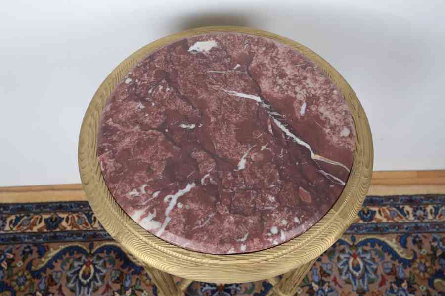 Kulatý odkládací stolek ve stylu Ludvíka XVI - foto 3