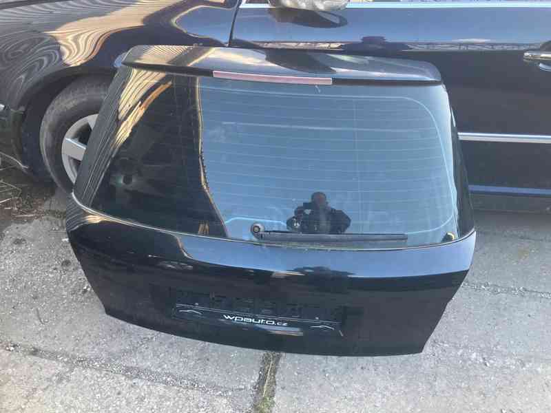 Audi A4 B6 Zadní zadní kapota - foto 3