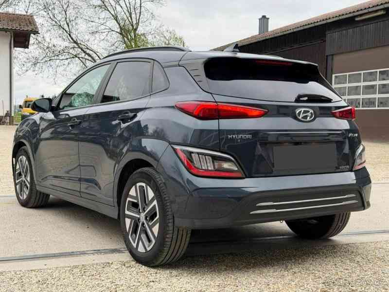 Hyundai Kona EV 150 kW 64 kWh trend navi - foto 15