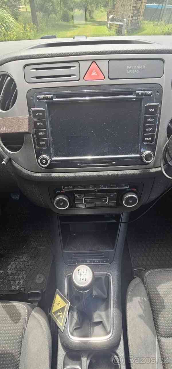 Volkswagen Tiguan 2,0   TDI 103kw, r.v. 2011 - foto 13