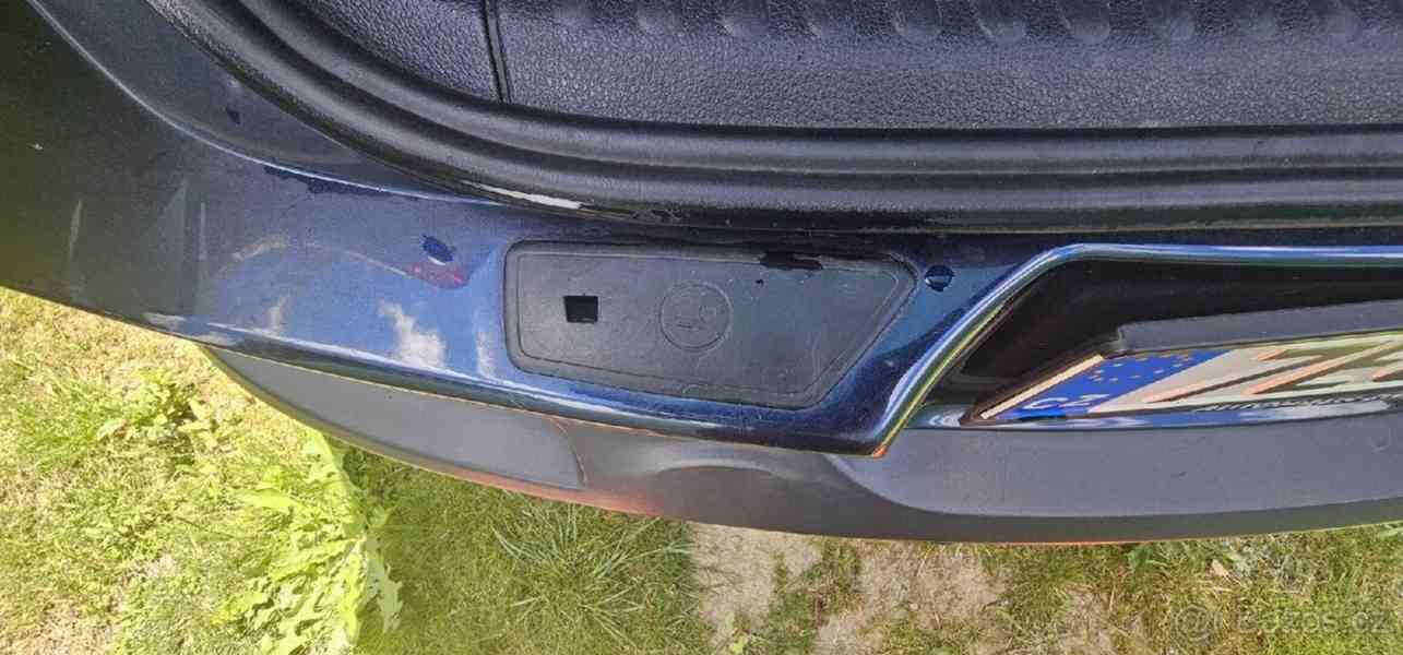 Volkswagen Tiguan 2,0   TDI 103kw, r.v. 2011 - foto 15