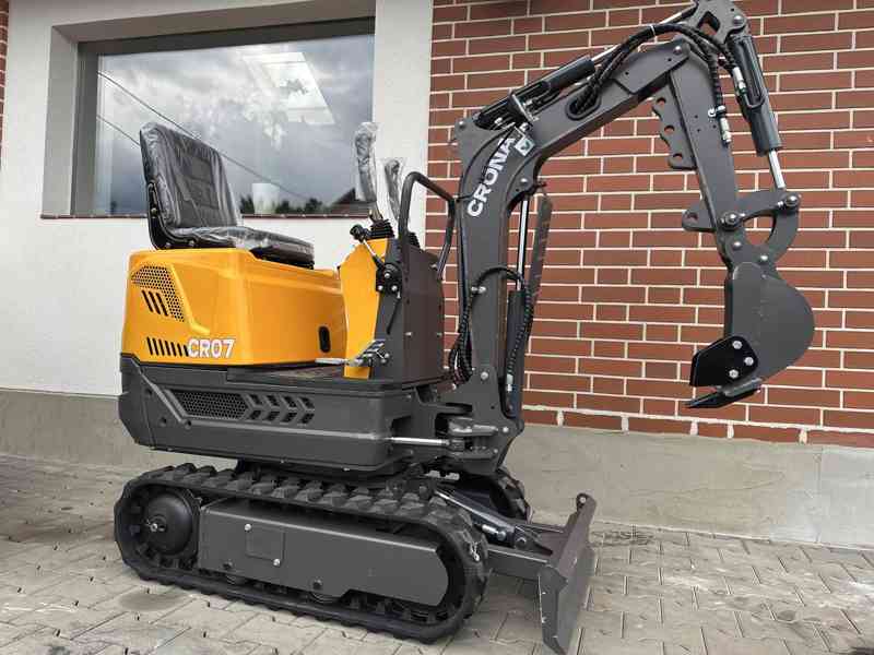 Bagr CR07 - loncin, minibagr - foto 2