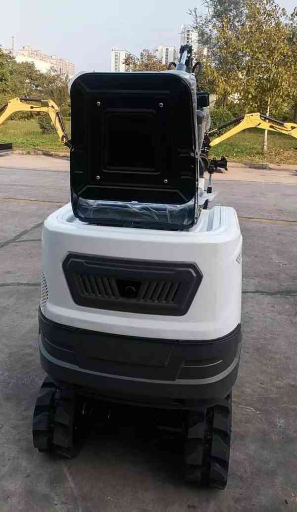 Bagr CR06 - loncin, minibagr - foto 3