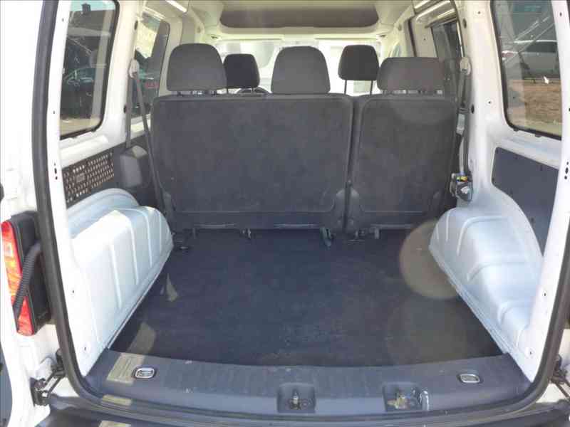 Volkswagen Caddy 2,0 TDi 1. MAJ, SERVIS, DPH - foto 7