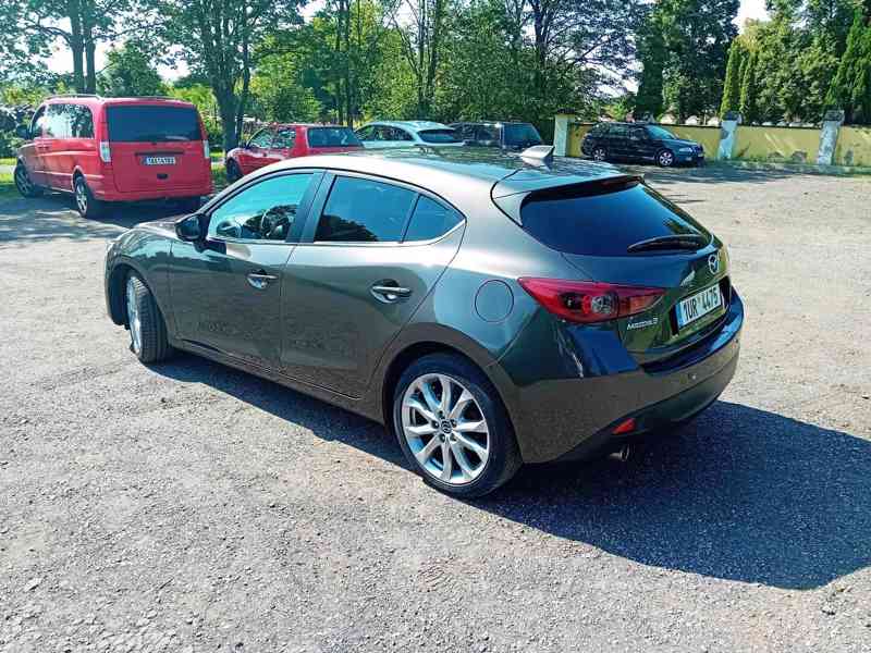 Mazda 3 SKYACTIV-G 2,0i/121Kw, VÝSOKÁ VÝBAVA, Bi-XENON, NAVI - foto 2