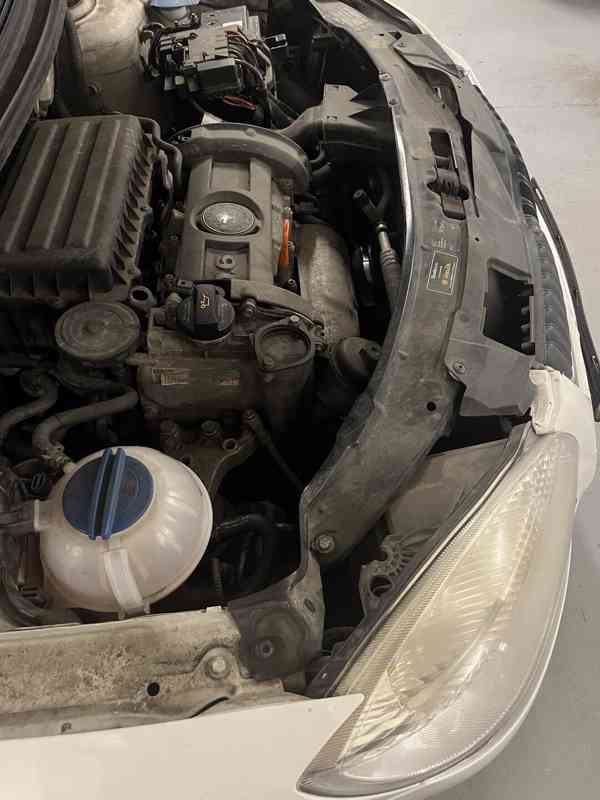 Fabia 2, STK 03/27, bouraná, pojízdná, 1.6 FSi, r.v. 2009 - foto 10