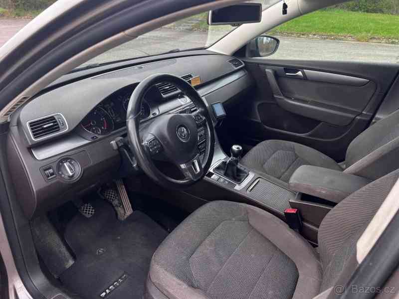 Volkswagen Passat 2,0 Variant, 103kW, 2011, DPH - foto 6