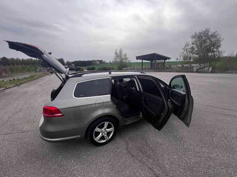 Volkswagen Passat 2,0 Variant, 103kW, 2011, DPH - foto 14