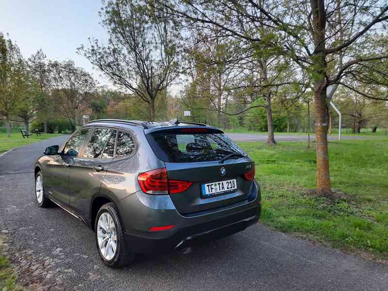 BMW X1 18d sDrive - Sport  - foto 4