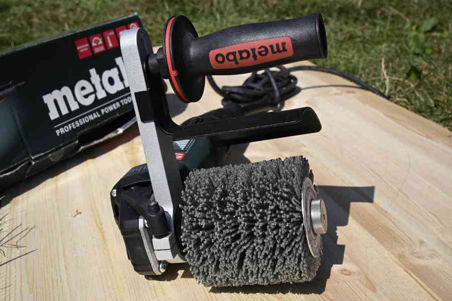 Metabo SE 17-200 RT satinační bruska + kartáč - foto 5
