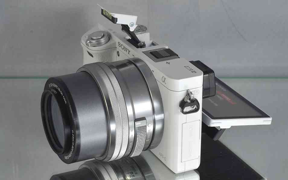 Sony A6000+16-50 mm *Full HDV*WIFI* 15500 Exp - foto 6