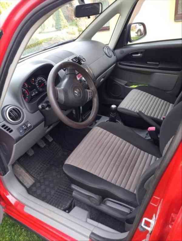 Suzuki SX4 1,6   rok 2013 Lpg 4x4 - foto 10