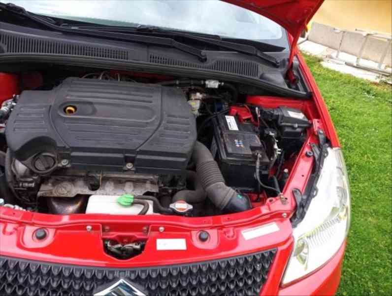 Suzuki SX4 1,6   rok 2013 Lpg 4x4 - foto 11