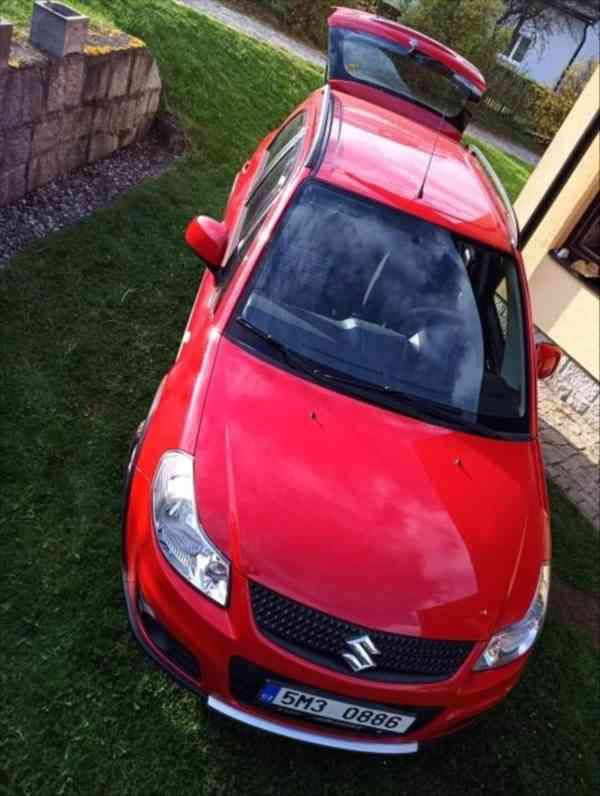 Suzuki SX4 1,6   rok 2013 Lpg 4x4 - foto 3
