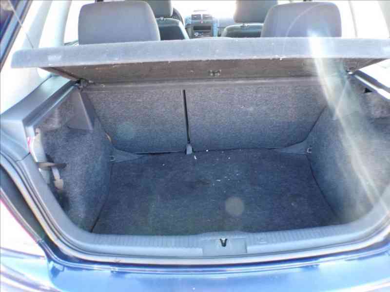 Volkswagen Polo 1,2 12V BASIS - foto 10