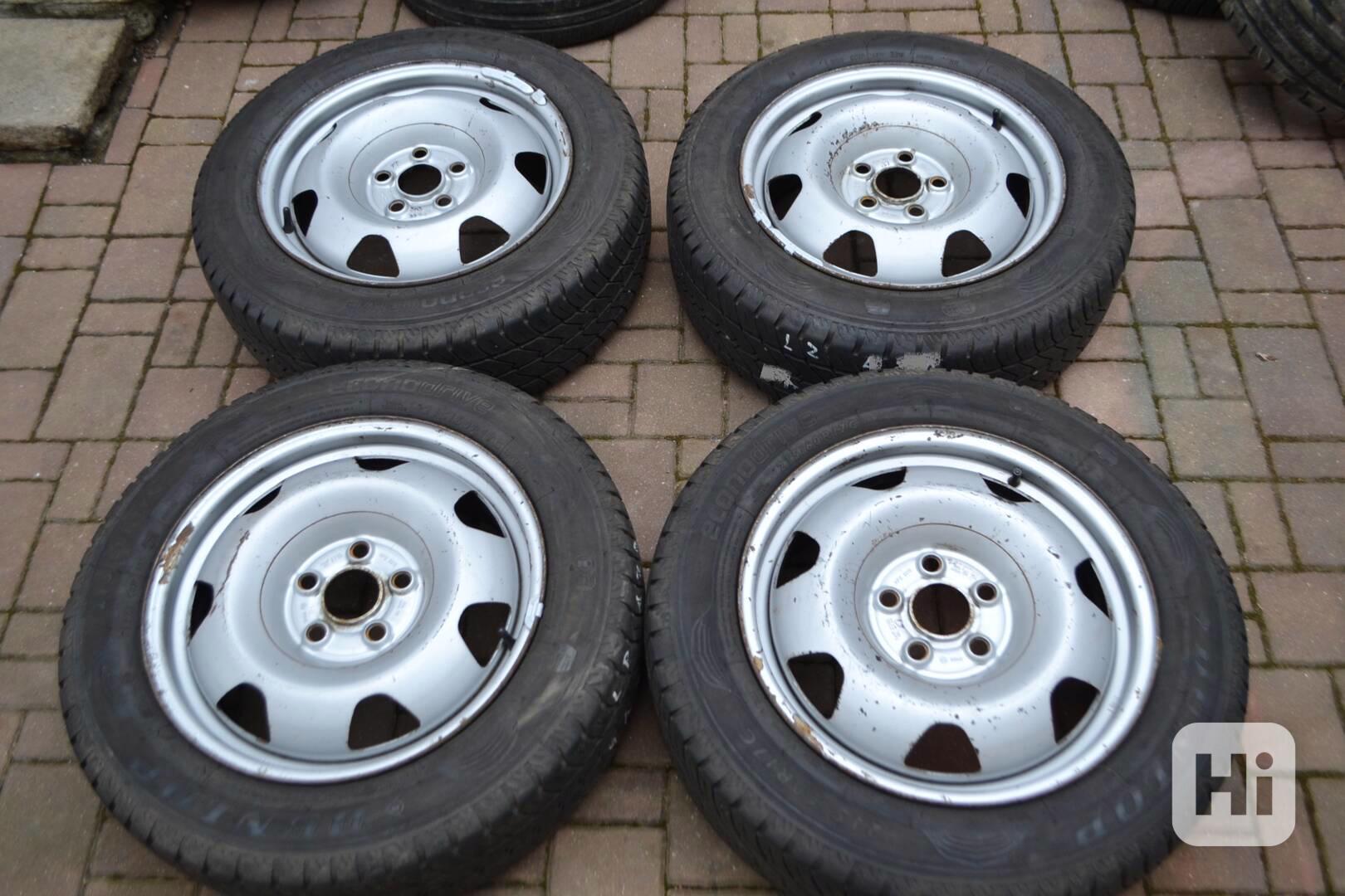 VW T5,T6(6.1) - skoro NOVÉ letní kola 215/60R17C GOODYEAR - foto 1