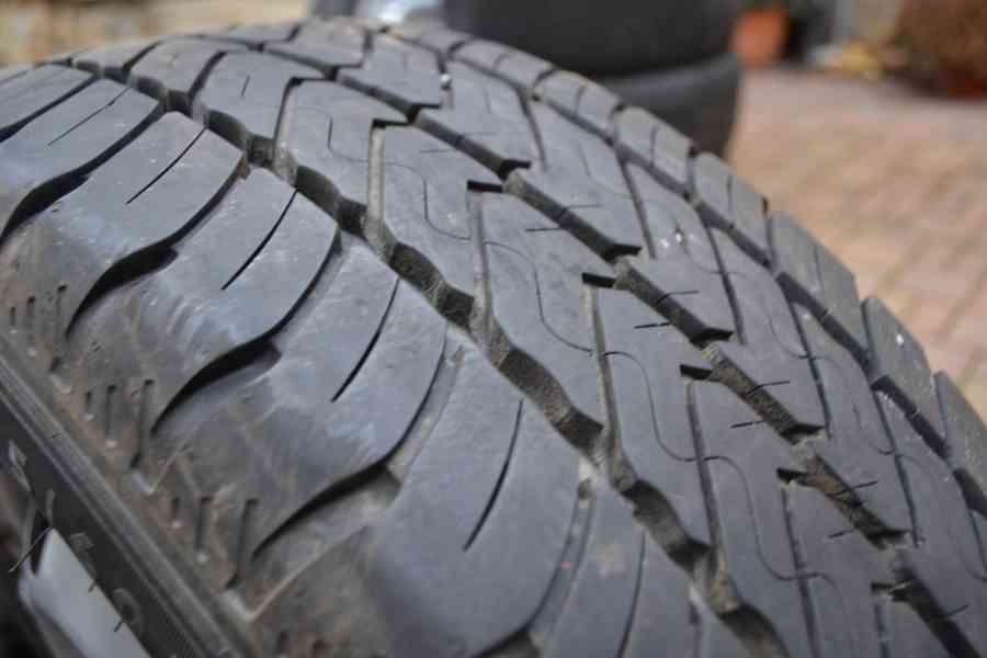 VW T5,T6(6.1) - skoro NOVÉ letní kola 215/60R17C GOODYEAR - foto 10