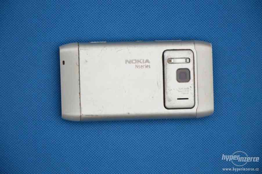 Nokia N8 - foto 2