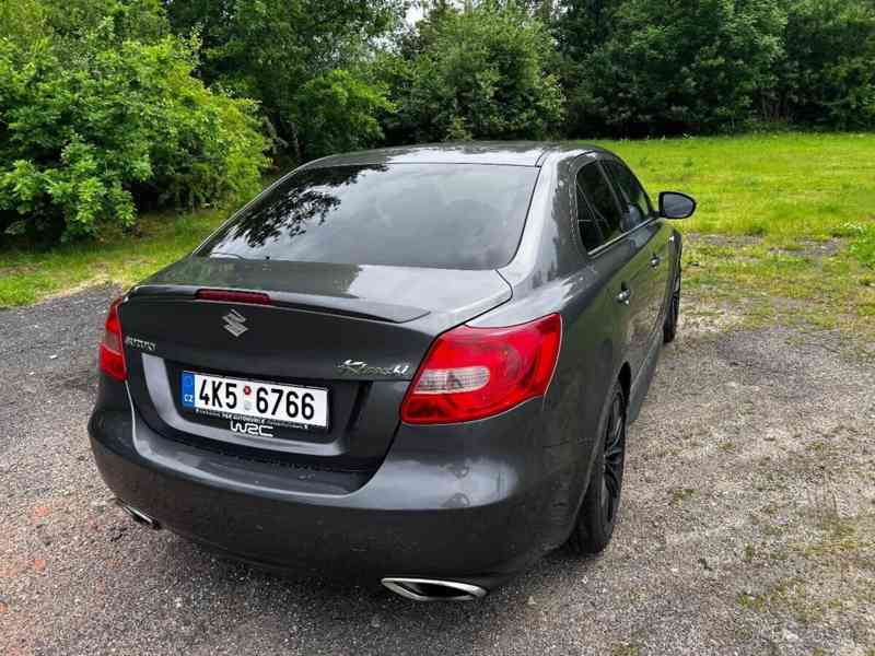Suzuki Kizashi - foto 9