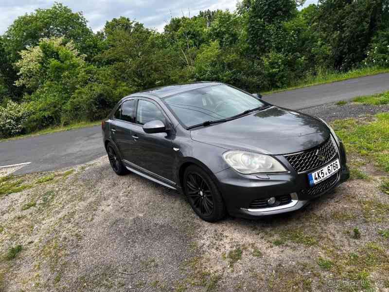 Suzuki Kizashi - foto 10