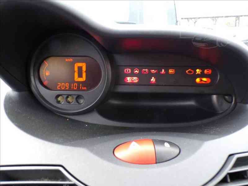 Renault Twingo 1,2 i KLIMA - foto 6