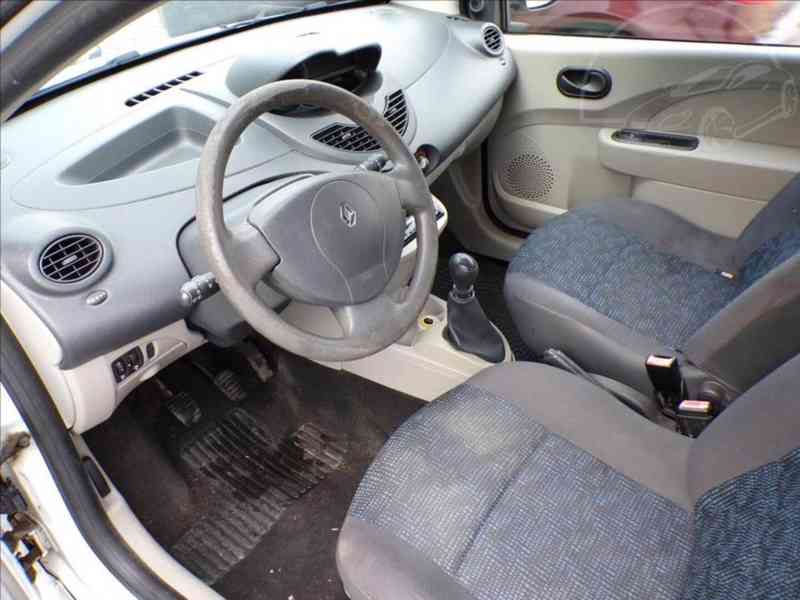 Renault Twingo 1,2 i KLIMA - foto 7