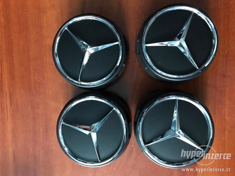 Mercedes Benz - Středové pokličky AMG - ČERNÉ